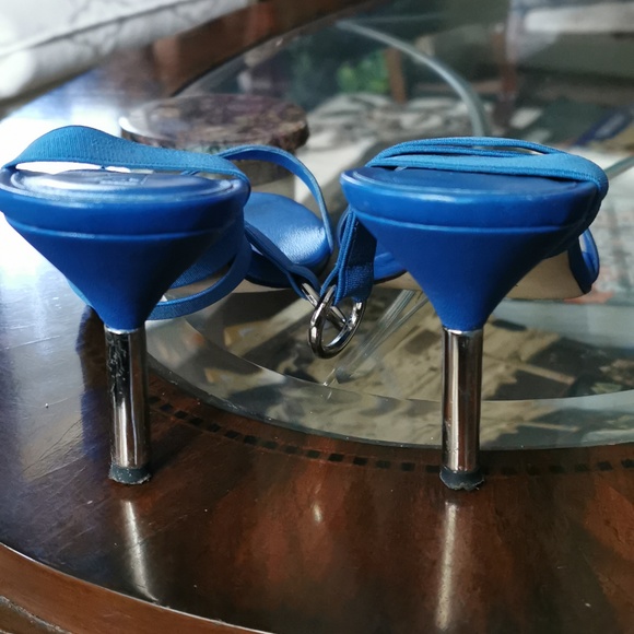 Zalo - Picture 2 of 2